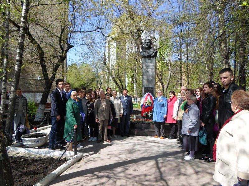 Файл:Памятник Вострухина (1).jpg